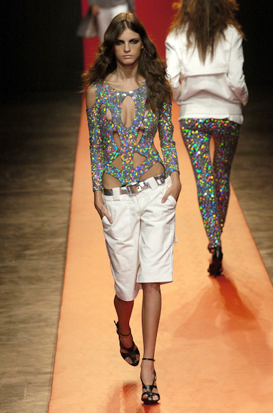 desfiles-eduardosuppes-spinverno2004rtw-109