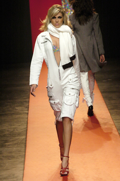 desfiles-eduardosuppes-spinverno2004rtw-111