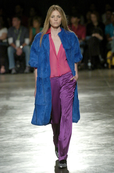 desfiles-fausehaten-spinverno2004rtw-114