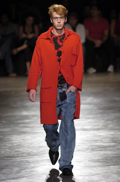 desfiles-fausehatenmen-spinverno2004rtw-126