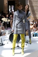 desfiles-lorenzomerlino-spinverno2004rtw-102
