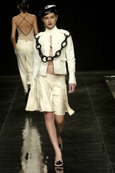 desfiles-marceloquadros-spinverno2004rtw-102