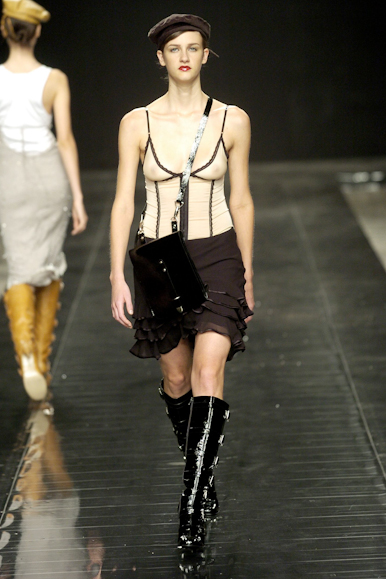 desfiles-marceloquadros-spinverno2004rtw-123