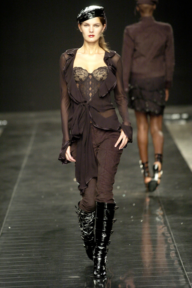 desfiles-marceloquadros-spinverno2004rtw-128