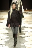 desfiles-mareunitschke-spinverno2004rtw-105