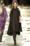 desfiles-mareunitschke-spinverno2004rtw-110