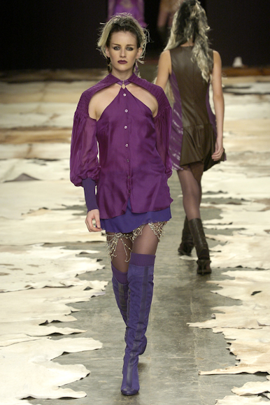 desfiles-mareunitschke-spinverno2004rtw-123