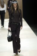 desfiles-uma-spinverno2004rtw-108