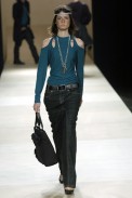 desfiles-uma-spinverno2004rtw-123