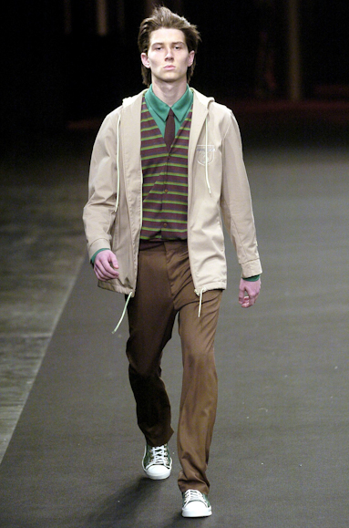 desfiles-vrom-spinverno2004rtw-113
