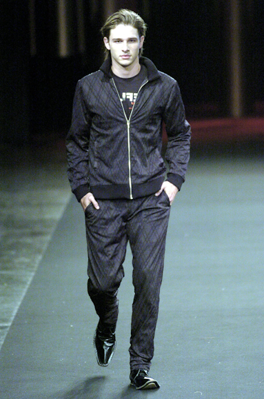 desfiles-vrom-spinverno2004rtw-131