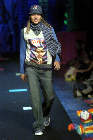 desfiles-zapping-spinverno2004rtw-133