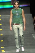 desfiles-colcci-rioverao2005rtw-107