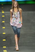 desfiles-colcci-rioverao2005rtw-110