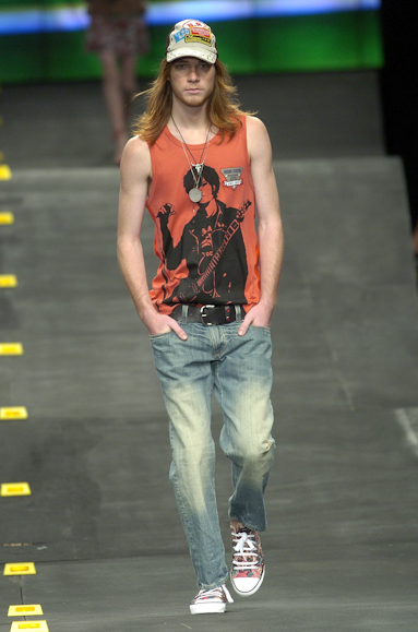 desfiles-colcci-rioverao2005rtw-122