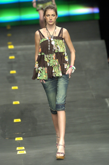 desfiles-colcci-rioverao2005rtw-131