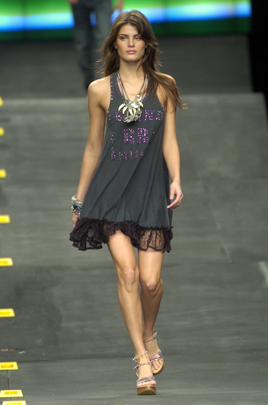 desfiles-colcci-rioverao2005rtw-140