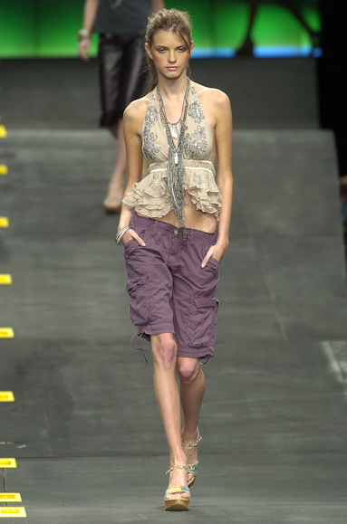 desfiles-colcci-rioverao2005rtw-142