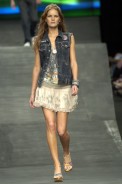 desfiles-colcci-rioverao2005rtw-144