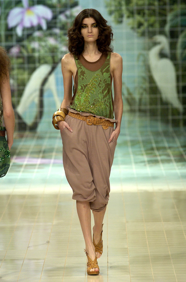 desfiles-coven-rioverao2005rtw-109