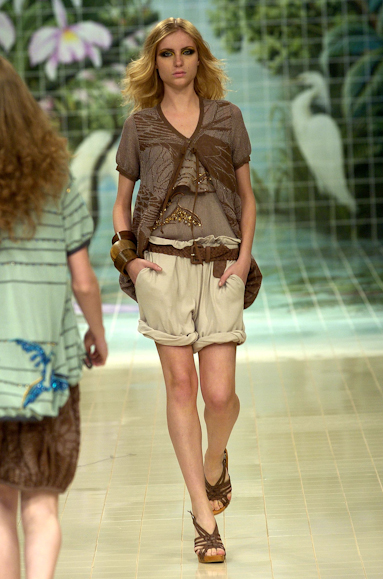 desfiles-coven-rioverao2005rtw-122