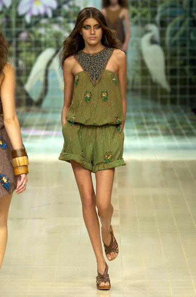 desfiles-coven-rioverao2005rtw-124