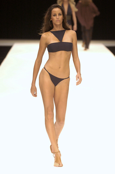 desfiles-lenny-rioverao2005rtw-112