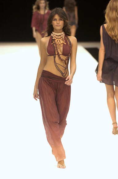 desfiles-lenny-rioverao2005rtw-158