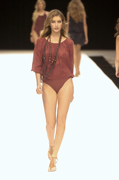 desfiles-lenny-rioverao2005rtw-159