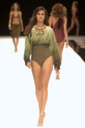 desfiles-lenny-rioverao2005rtw-162