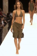 desfiles-lenny-rioverao2005rtw-163