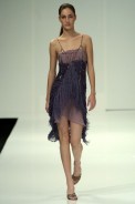 desfiles-marciaganen-rioverao2005rtw-110