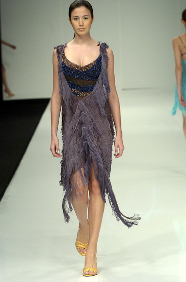 desfiles-marciaganen-rioverao2005rtw-112