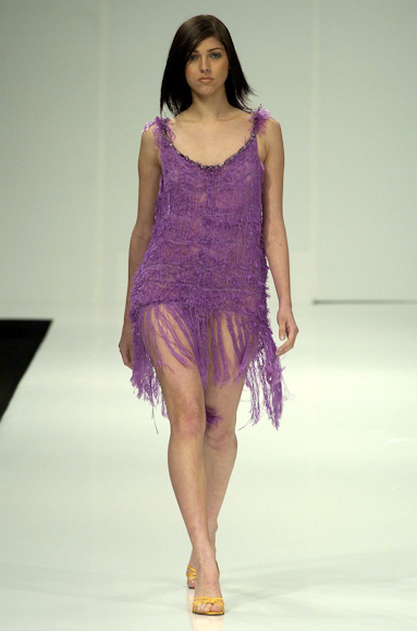 desfiles-marciaganen-rioverao2005rtw-114