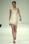 desfiles-marciaganen-rioverao2005rtw-122