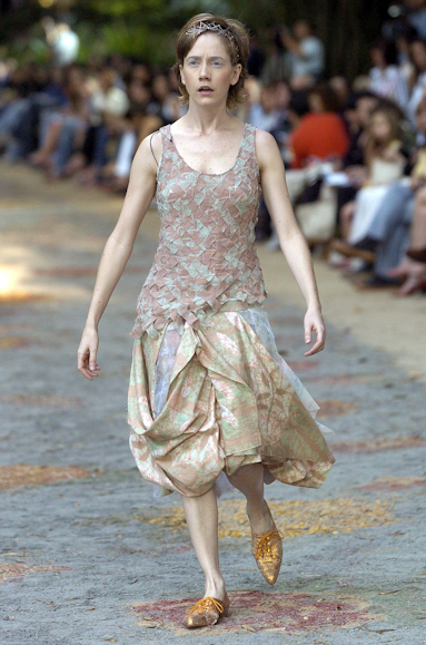 desfiles-mariabonita-rioverao2005rtw-106