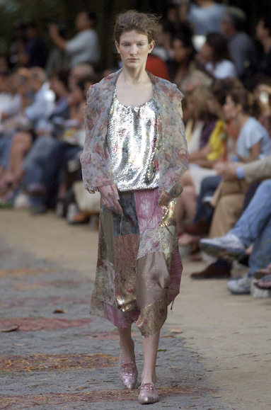 desfiles-mariabonita-rioverao2005rtw-108