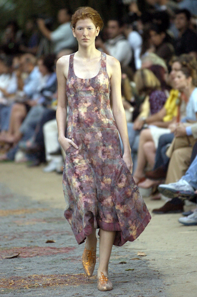 desfiles-mariabonita-rioverao2005rtw-109