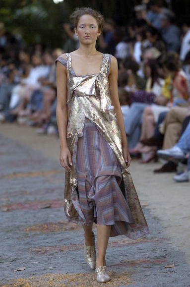 desfiles-mariabonita-rioverao2005rtw-112