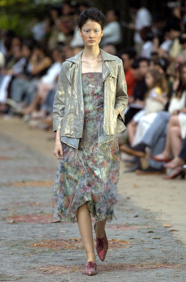 desfiles-mariabonita-rioverao2005rtw-118