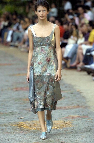 desfiles-mariabonita-rioverao2005rtw-120