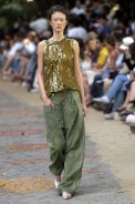 desfiles-mariabonita-rioverao2005rtw-123