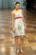 desfiles-mariabonitaextra-rioverao2005rtw-123