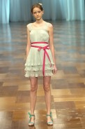 desfiles-mariabonitaextra-rioverao2005rtw-124