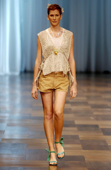 desfiles-mariabonitaextra-rioverao2005rtw-132