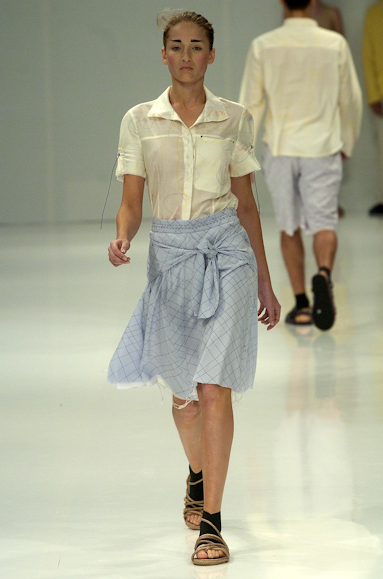 desfiles-oestudio-rioverao2005rtw-110