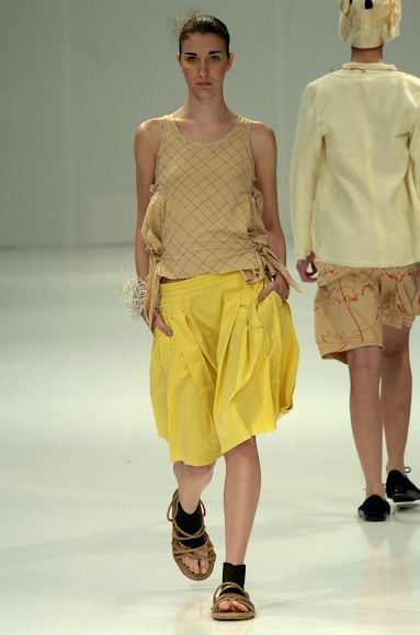 desfiles-oestudio-rioverao2005rtw-113