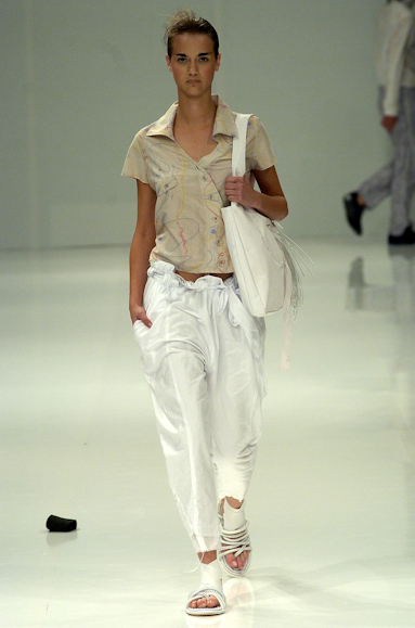 desfiles-oestudio-rioverao2005rtw-117