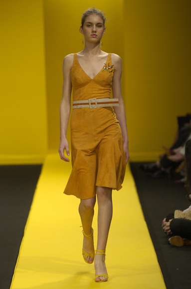 desfiles-patriciavieira-rioverao2005rtw-105