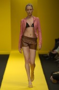 desfiles-patriciavieira-rioverao2005rtw-109